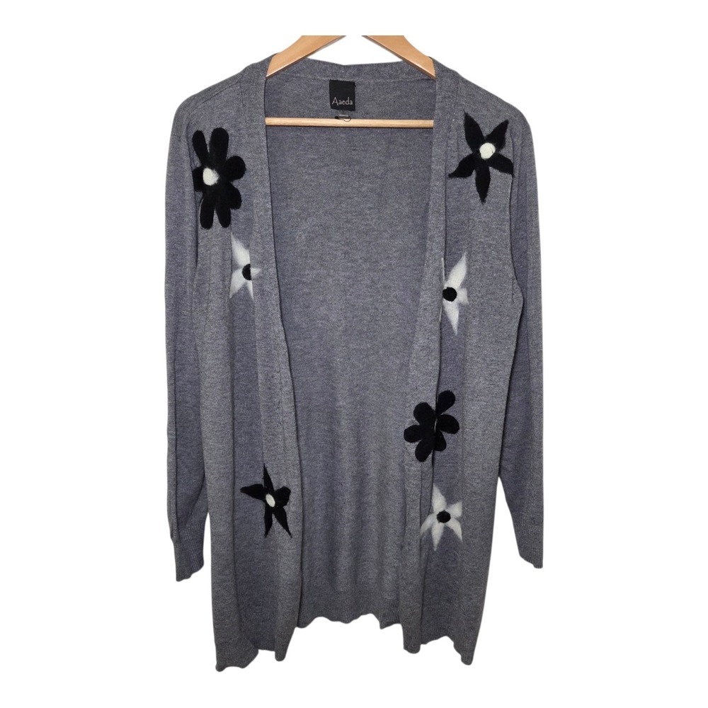Aaeda‎ Gray Open Front Floral Appliqué Long Cardigan Sweater Women's Size Large